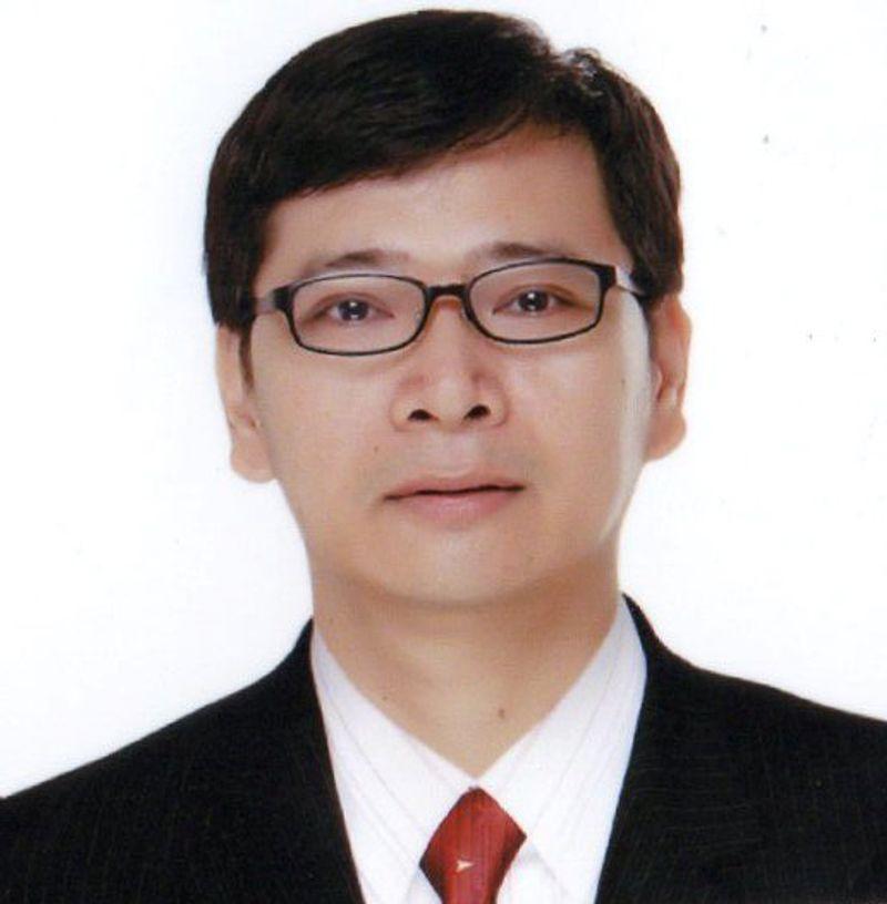 Versa Ventures's Professional Portrait